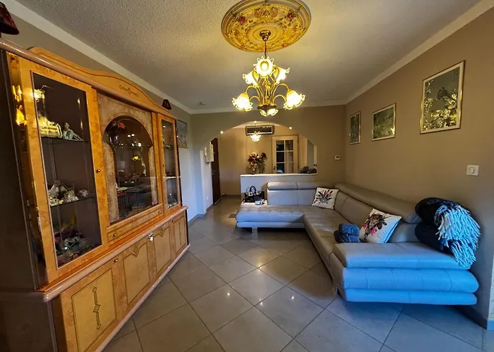 E Di Pietralba Ajaccio (Corsica)